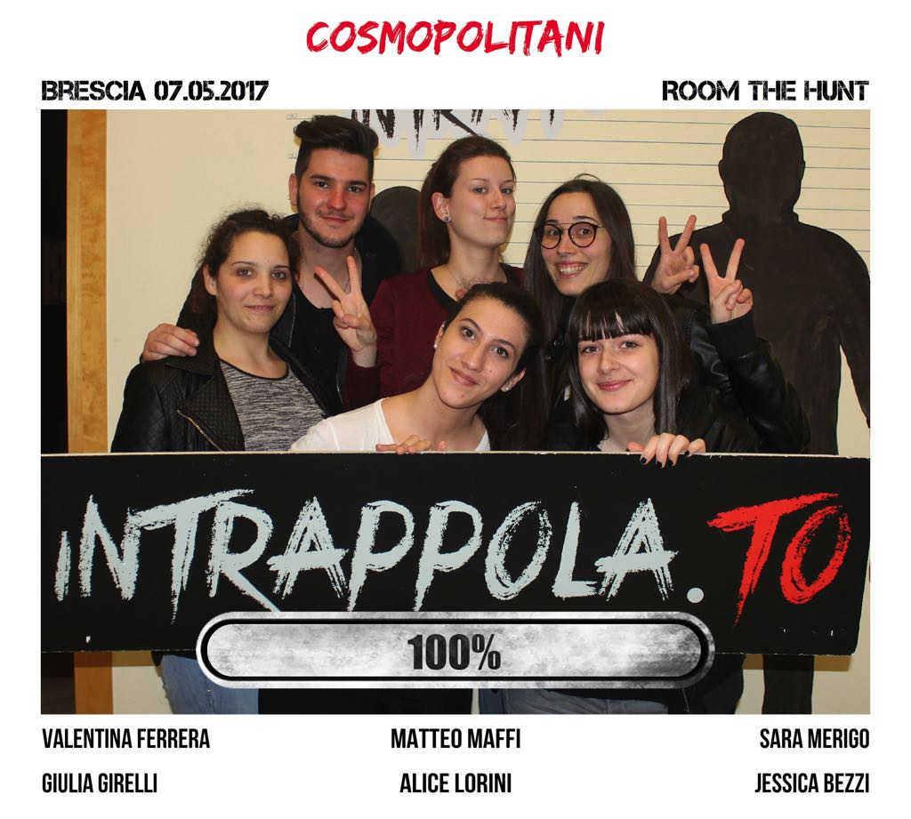 Il gruppo Cosmopolitani è fuggito dalla nostra escape room Room The Hunt