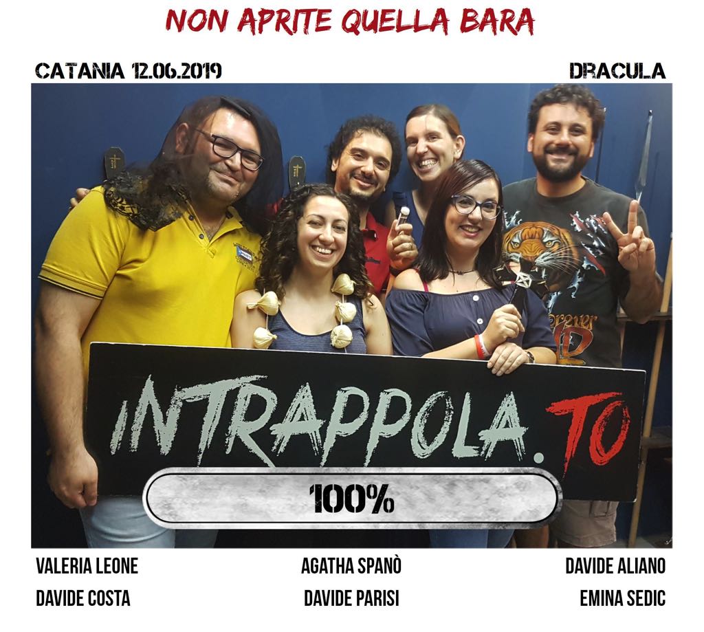 Il gruppo Non Aprite Quella Bara è fuggito dalla nostra escape room Dracula