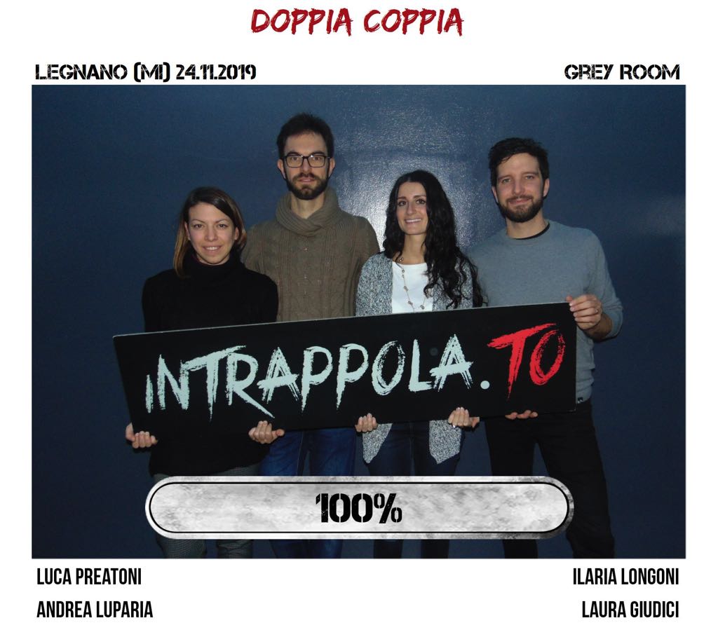 Il gruppo doppia coppia è fuggito dalla nostra escape room Grey Room