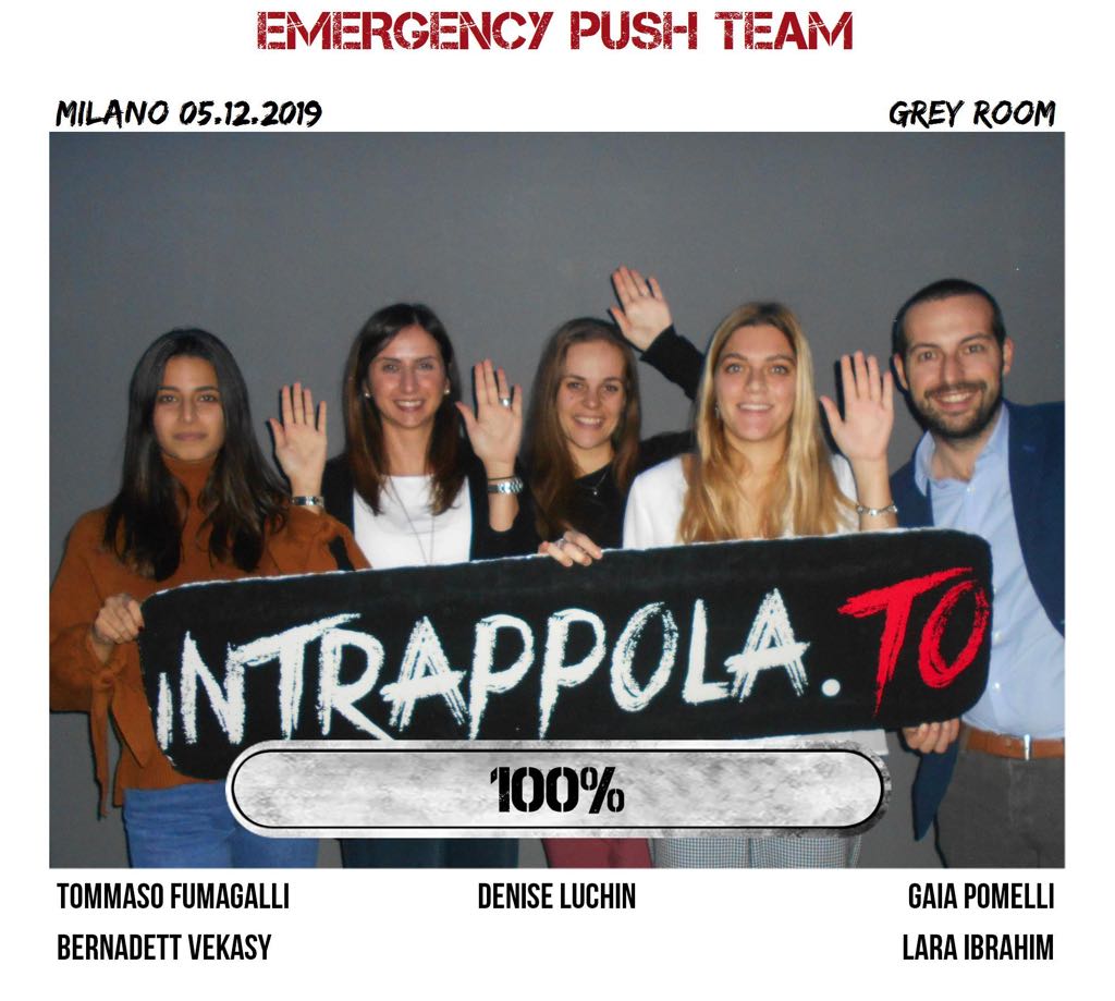 Il gruppo EMERGENCY PUSH TEAM è fuggito dalla nostra escape room Grey Room
