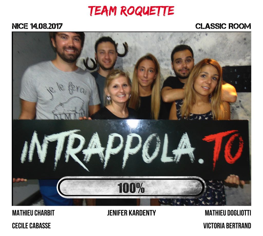 Il gruppo Team ROQUETTE è fuggito dalla nostra escape room Classic Room