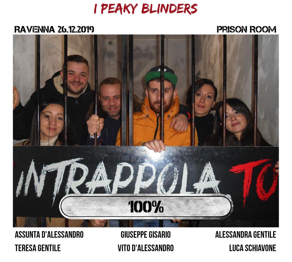 Il gruppo i peaky blinders è fuggito dalla nostra escape room Prison Room