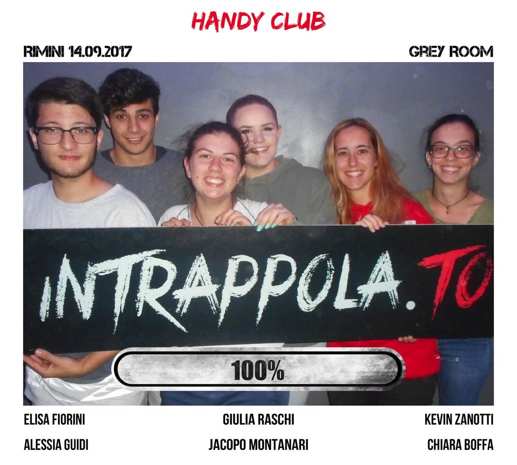 Il gruppo Handy club è fuggito dalla nostra escape room Grey Room